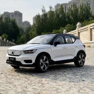 โมเดลรถยนต์ไฟฟ้า VOLVO XC40 VOLVO 2022 Pure Electric XC40 ขนาด 1:18 ของเล่นสําหรับเด็ก