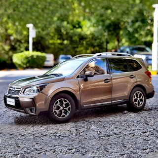 โมเดลรถยนต์ Subaru Forester Subaru Forester ขนาด 1:18 ของเล่นสําหรับเด็ก