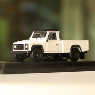 โมเดลรถยนต์จําลอง Master 1: 64 Land Rover Land Rover 110 Pickup ของเล่นสําหรับเด็ก