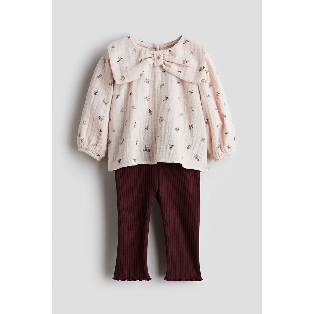 H&M(เอชแอนด์เอ็ม) เซ็ตเสื้อเบลาส์และเลกกิ้ง 2 ชิ้น Infants 2-piece blouse and leggings set 1238885_3