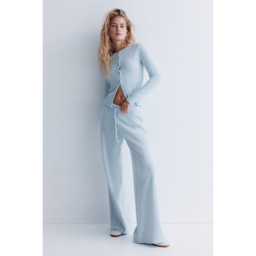 H&M(เอชแอนด์เอ็ม) กางเกงวาฟเฟิลผูกเอว Women Waffled drawstring trousers 1300952_2