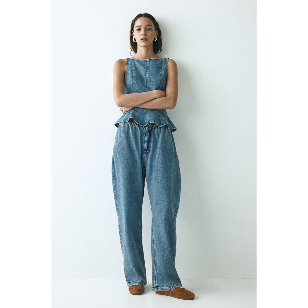 H&M(เอชแอนด์เอ็ม) กางเกงยีนส์ทรงบาร์เรล Women Barrel denim trousers 1317626_1