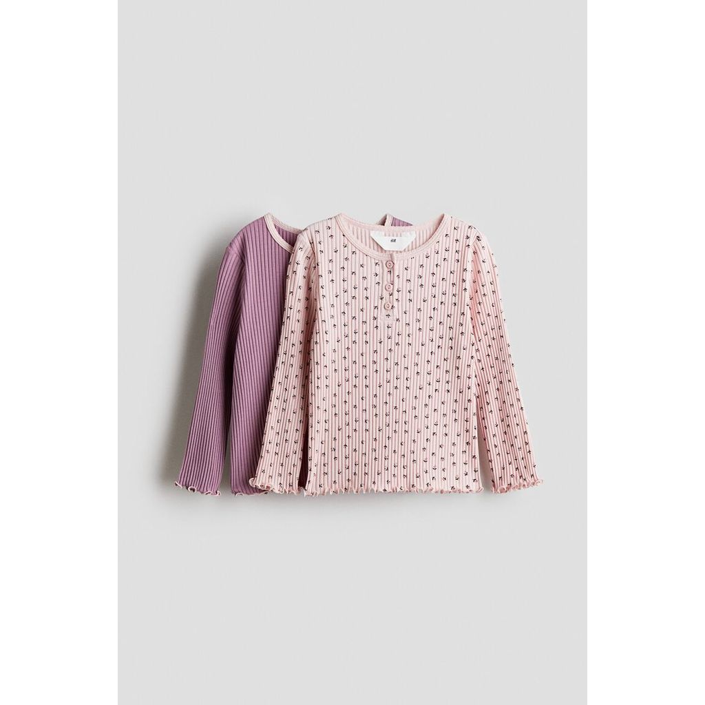 H&M(เอชแอนด์เอ็ม) เสื้อคอตตอนริบ 2 ชิ้น Girls 2-pack ribbed cotton tops 1297236_1