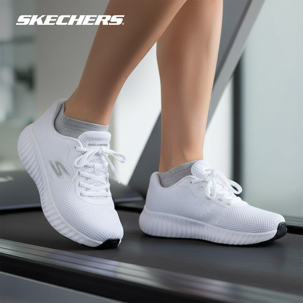 Skechers สเก็ตเชอร์ส รองเท้าผู้หญิง Women Performance GOrun Now Calumet Shoes - 129368-WBK Air-Cooled Goga Mat