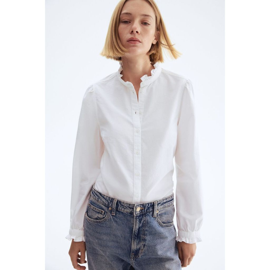 H&M(เอชแอนด์เอ็ม) เสื้อเบลาส์ทรงออกซ์ฟอร์ดกุ๊นขอบจีบระบาย Women Frill-trimmed Oxford blouse 1185135_2