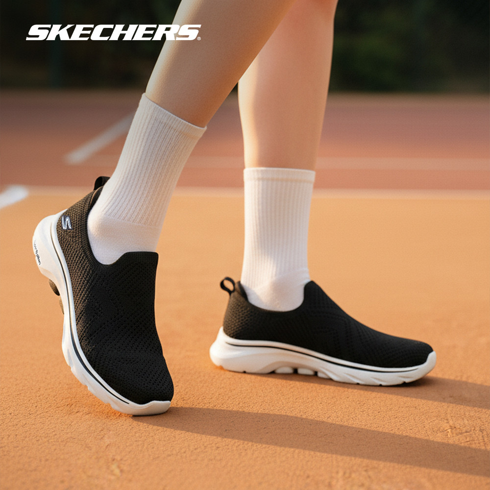 Skechers สเก็ตเชอร์ส รองเท้าผู้หญิง Women GOwalk 7 GOwalk Shoes - 125204-BKW - Air-Cooled Goga Mat