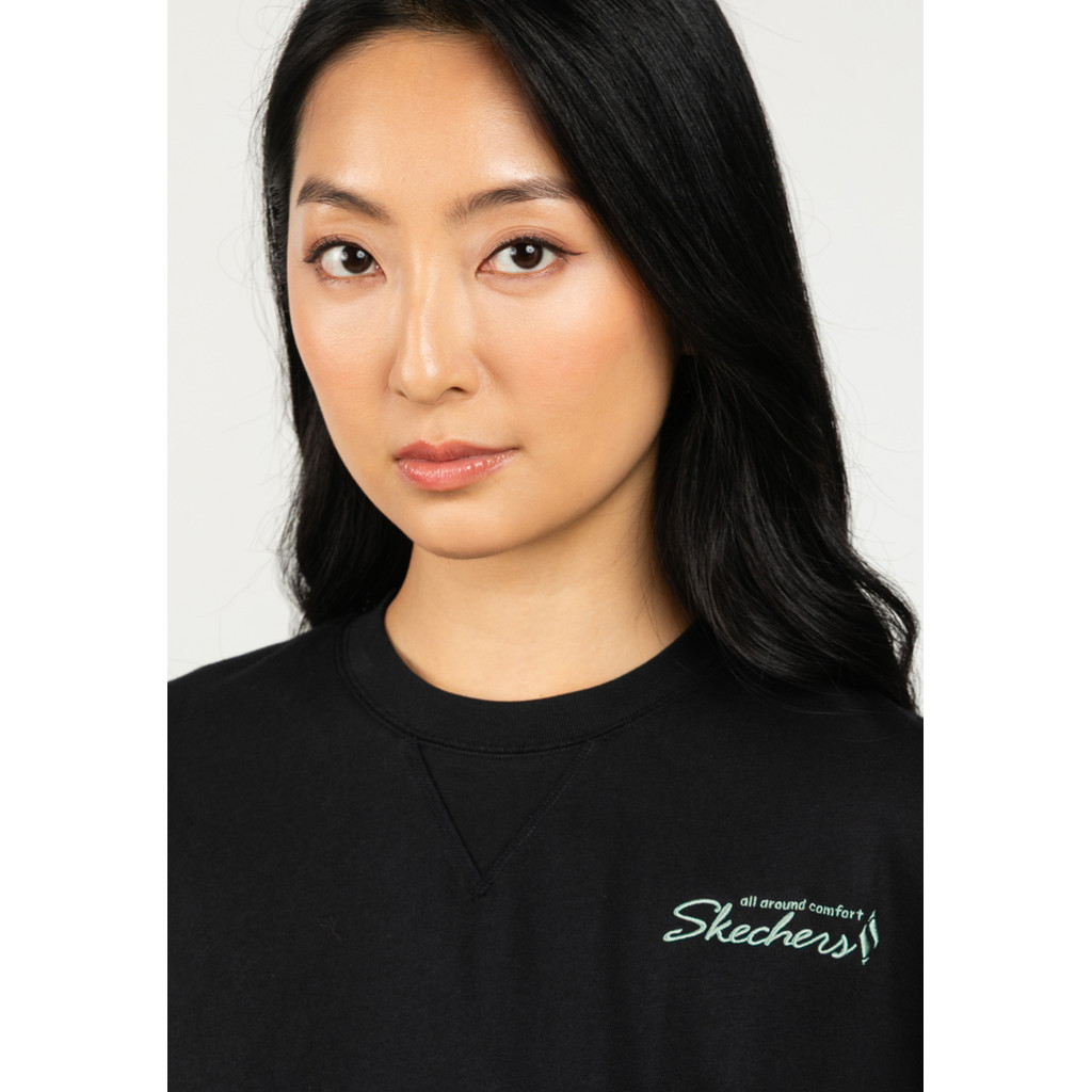 Skechers สเก็ตเชอร์ส เสื้อครอปผู้หญิง Women Crop Tee Apparel - SL325W447-0018 — صورة 3