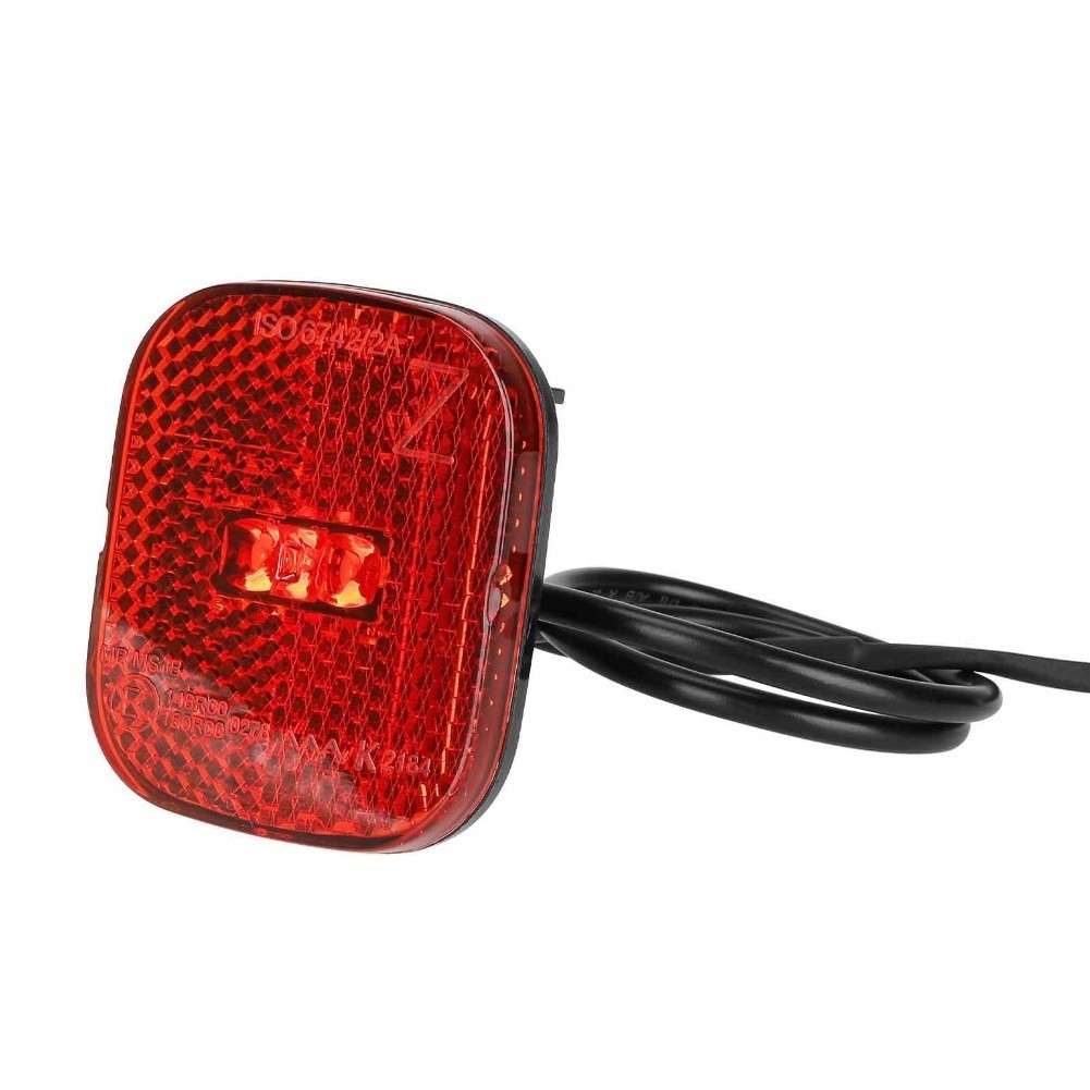 ฐานที่นั่งและสายชาร์จสำหรับSegway Ninebot Max G3