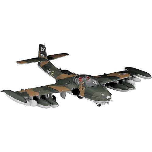 Hasegawa 1/72 US Air Force A-37A / B Dragonfly Plastic Model A12