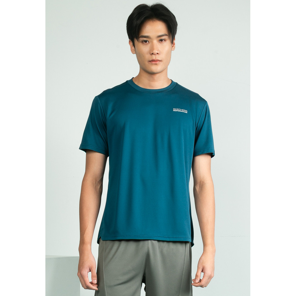 Skechers สเก็ตเชอร์ส เสื้อยืดแขนสั้นผู้ชาย Men Walking Performance Short Sleeve Tee - SP325M365-000Z