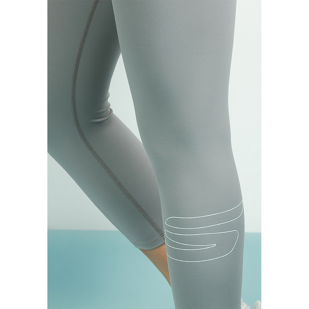 Skechers สเก็ตเชอร์ส กางเกงเลกกิ้งผู้หญิง Women Walking Performance Leggings - SP325W352-042Z — صورة 3