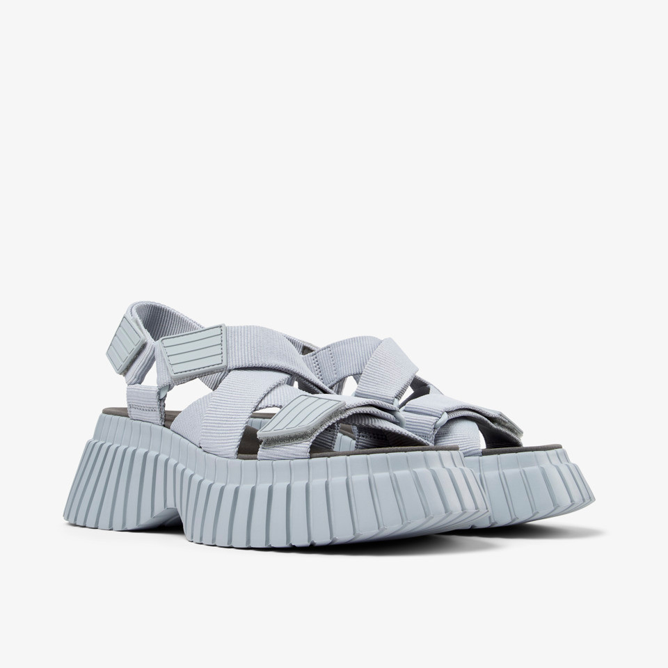 Camper รุ่น BCN รองเท้าแตะเสริมส้น ผู้หญิง สี Grey - K201604-002