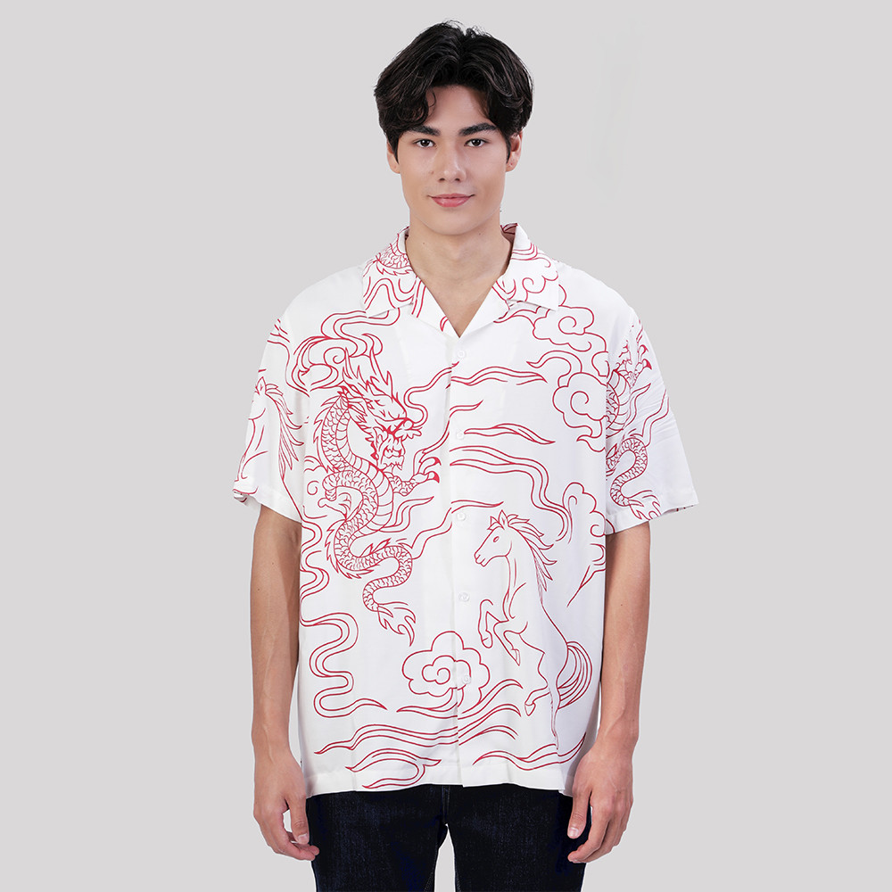John Henry เสื้อเชิ้ตฮาวายผู้ชายแขนสั้น ทรงใส่สบาย รุ่น JH S126MSSRL09 - สีขาว