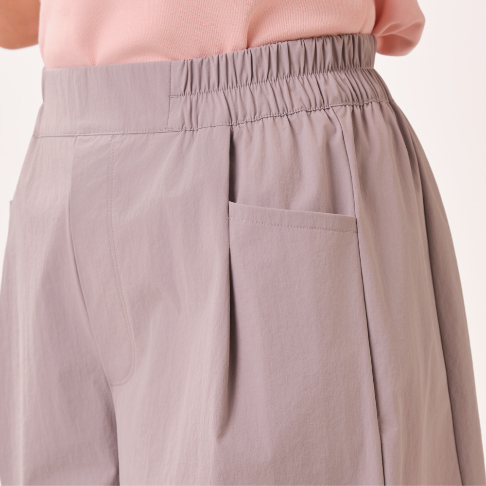 Skechers สเก็ตเชอร์ส กางเกงขาสั้นผู้หญิง Women Cali Summer Iconic Shorts - SL126W167-0001 — صورة 4