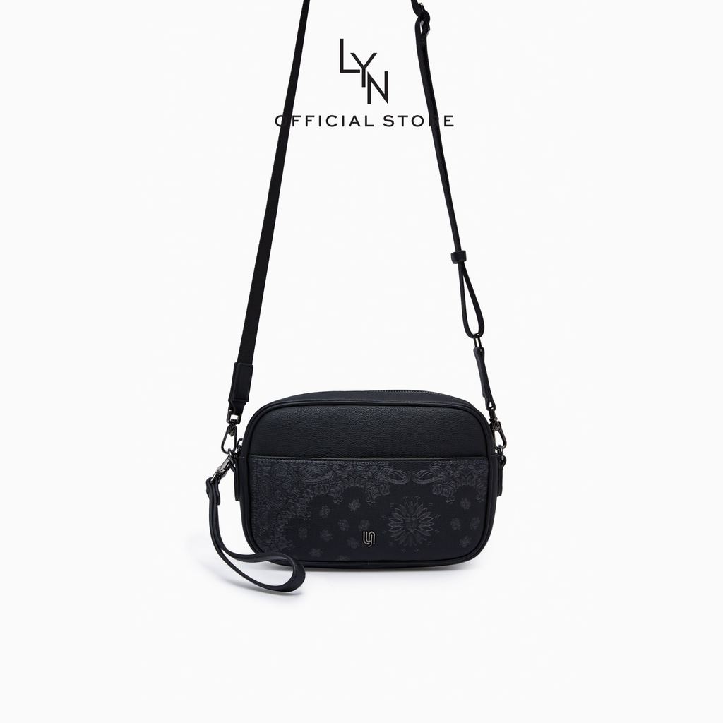 LYN – Woody Infinite M Crossbody Bag กระเป๋าสะพายข้าง   (L26CBUA003) – โปรปัง