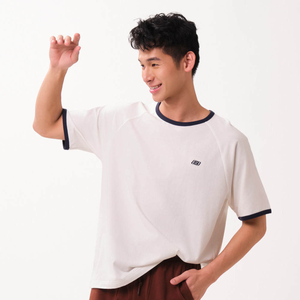 Skechers สเก็ตเชอร์ส เสื้อยืดแขนสั้นผู้ชาย Men Skechers Authentic Iconic Short Sleeve Tee - SL226M232-00QF (latest) — صورة 2