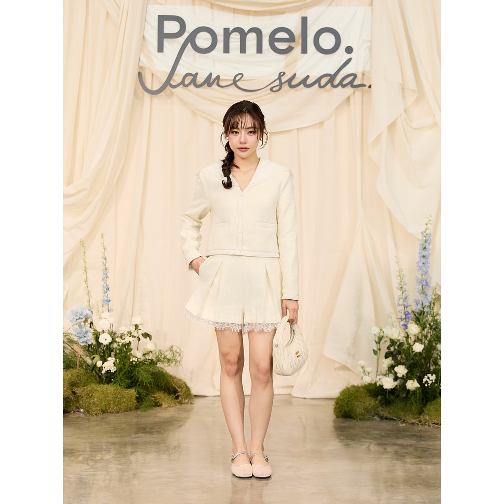 Pomelo ผู้หญิง Pomelo X Janesuda Pleated Lace Trim Shorts - ครีม