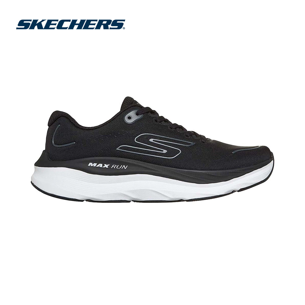 Skechers สเก็ตเชอร์ส รองเท้าผู้ชาย Men Performance Max Run Altura Shoes - 221004-BLK Air-Cooled Goga Mat (latest)