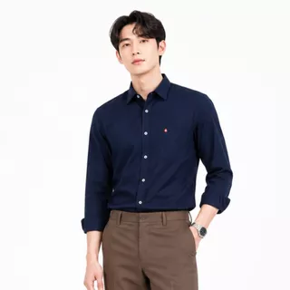 John Henry เสื้อเชิ้ตผู้ชายแขนยาว ทรงเข้ารูป รุ่น JH S526MSLSM14 - สีกรมท่า