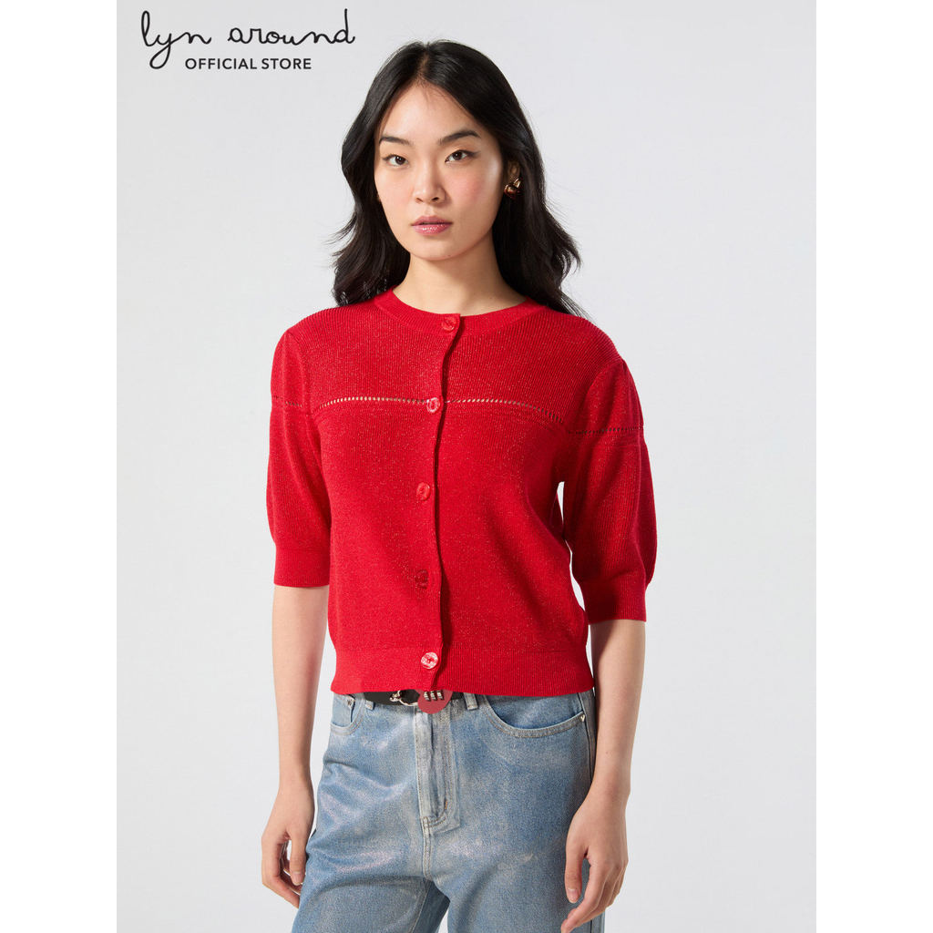 Lyn around - เสื้อเบลาส์ผ้านิตติดกระดุม คอลเลกชัน Rouge Luck (A26CGWA152)