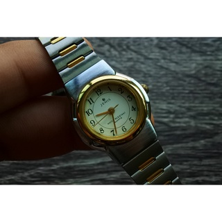 นาฬิกา Vintage มือสองญี่ปุ่น JEMIS ระบบ Quartz ผู้หญิง ทรงกลม กรอบทอง หน้าทอง หน้าปัด 26mm