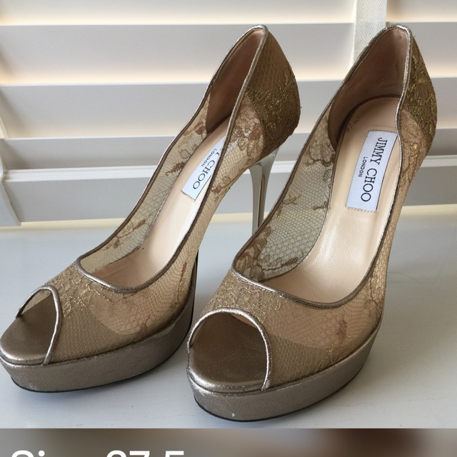 รองเท้า jimmy choo size 37.5