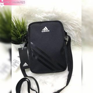 Adidas crossbody and shoulder bag ของแท้ ราคาถูก