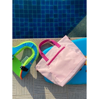 Pink Wetty Bag กระเป๋าใส่ผ้าเปียก กระเป๋าไปว่ายน้ำ พร้อมสายสะพาย Underlinebags