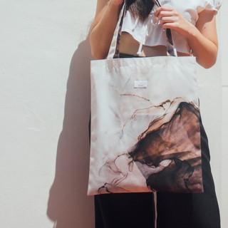 RINA totebag- Caramel Curve (กระเป๋าผ้า กระเป๋าสะพายข้าง กระเป๋าไปเรียน กระเป๋าเคียง  กระเป๋าสะพายไหล่)