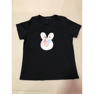 เสื้อยืด สีดำ size L