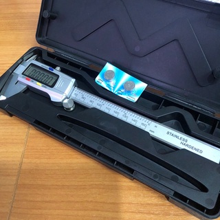 เวอร์เนียร์ดิจิตอล  แบบตัวเลข ตัวเครื่องโลหะ  Digital Vernier caliper (0-150mm)  6 นิ้ว