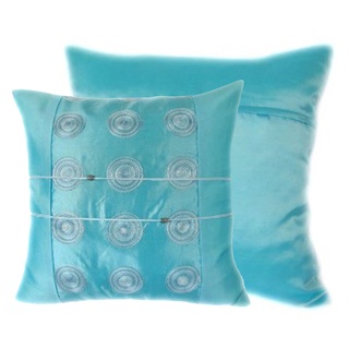 A15-Thai Silk Pillow Covers ปลอกหมอนอิง ไหมไทยลายปักกลม 16×16 นิ้ว 1 คู่ สีฟ้า