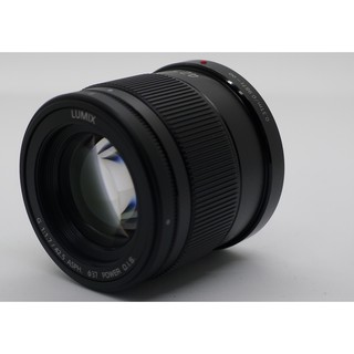 Panasonic 42.5mm f/1.7