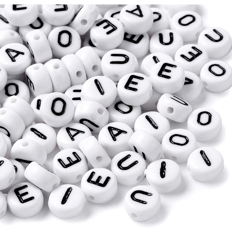 50pcs AEU Vowel ตัวอักษรลูกปัดอะคริลิครอบตัวอักษรภาษาอังกฤษลูกปัดสําหรับสร้อยข้อมือทําเครื่องประดับล