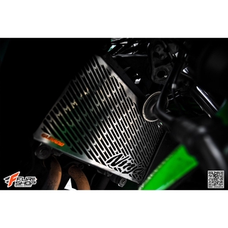 การ์ดหม้อน้ำ GUARDO ลายเหลี่ยมแหลม สีเงิน FOR KAWASAKI NINJA300/Z250