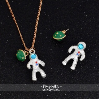 🇹🇭 พร้อมส่ง : 🌖👨🏻‍🚀 สร้อยคอและต่างหูเซ็ทดาวเคราะห์และนักบินอวกาศ | Planet &amp; Astronaut Necklace And Stud Earring Set.