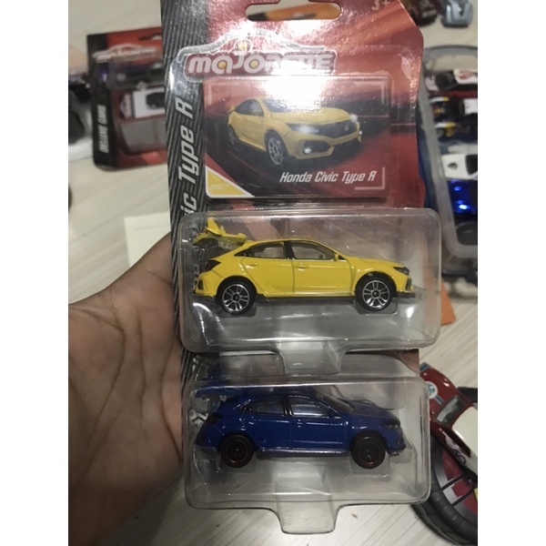 โมเดลรถMajorette honda Civic Type R สีเหลืองและน้ำเงิน