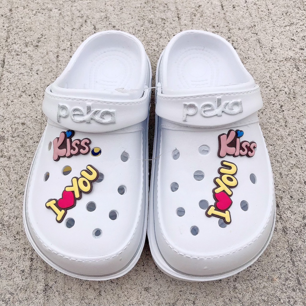 🔥รองเท้าหัวโตผู้หญิง Peka รองเท้าแตะเกาหลี แบบสวม รัดส้นได้ เบา นุ่ม ทรงcroc ส่งตรงจากโรงงานถูกกว่า 