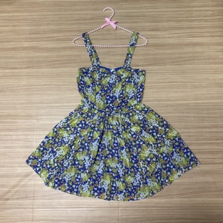 เดรสลายดอก Topshop ไซส์S มือสอง มีตำหนิผ้ารัน ดูรูปสุดท้าย