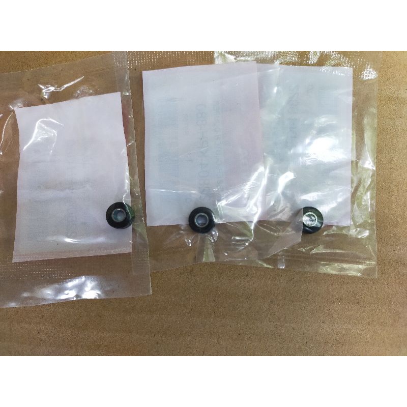 ชุดลูกยางคลัทช์ก้อน 3ชิ้น Honda แท้ศูนย์  22804-KPH-880 *3