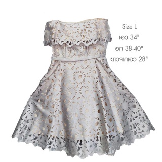 ชุดแซ็กเปิดไหล่ ผ้าฉลุทั้งตัว [size L]