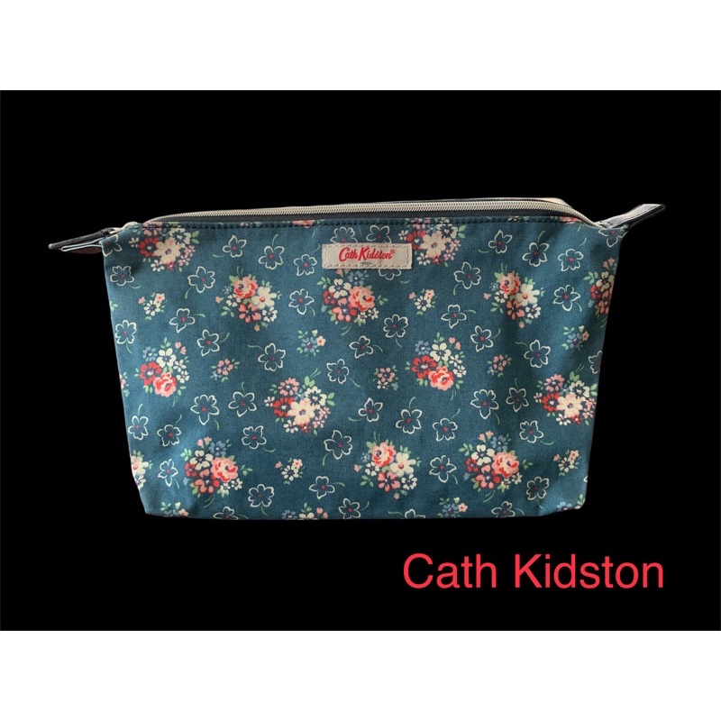 Cath Kidston กระเป๋าใส่ของ สีกรมลายดอกสไตล์วินเทจ 👜