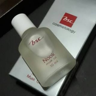 🎉โปรฯ (ซื้อ 2 ชิ้น ส่งฟรีตามเงื่อนไขของช็อปปี้) Nook Musk Oil 10 ml. 1 ชิ้น