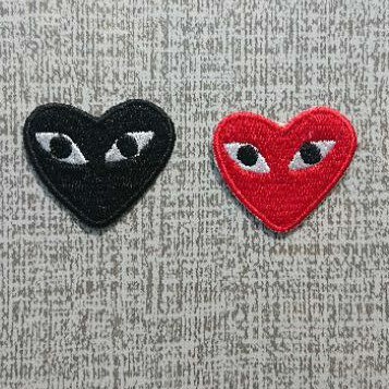 แพทช์เหล็ก Love CDG*