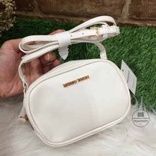 MANGO Saffiano-effect mini bag (outlet) สีขาว