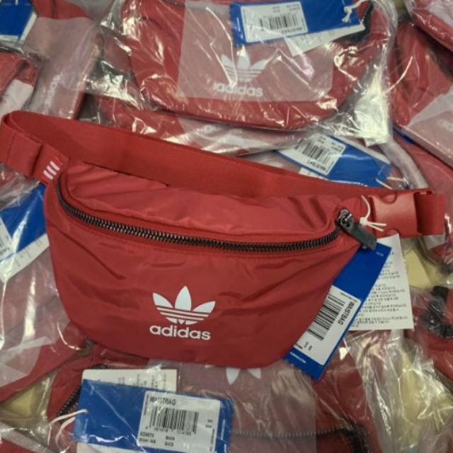 กระเป๋าคาดอก Adidas แท้ 100%