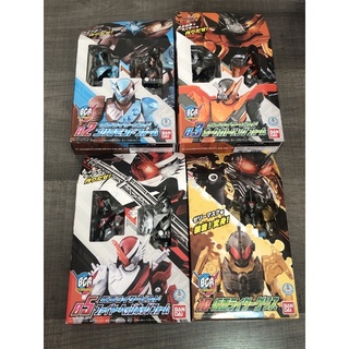 BCR KAMEN RIDER BUILD 02,03,05,10