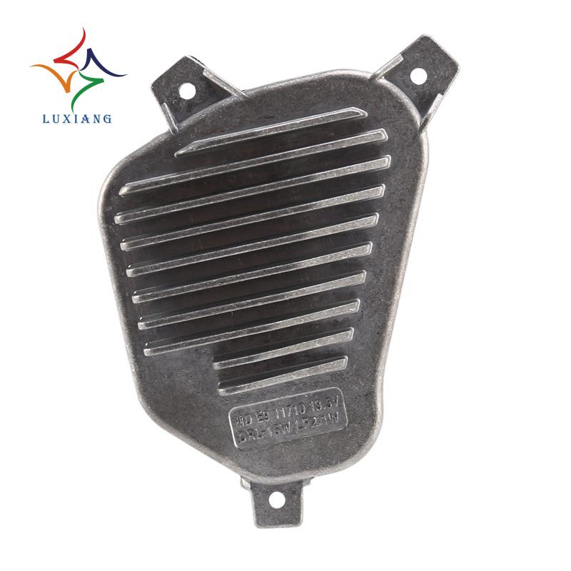 ด้านขวาสําหรับ -BMW X1 F48 2017-2019 LED DRL ไฟหน้าไฟวิ่งกลางวันควบคุม ule 63117428790 / 90068145ซี