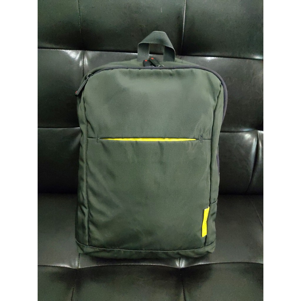 กระเป๋าโน๊ตบุ๊ค Samsonite Red แท้ เป้โน๊ตบุ๊ค กระเป๋าแล็ปท็อป เป้ Samsonite แท้ มือสอง สภาพใหม่มาก ม