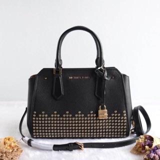 Michael kors hayes medium messenger